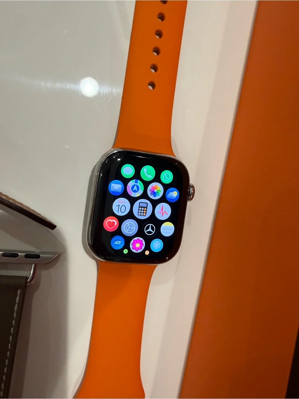 Hermes Apple Watch Series 11 Double Tour 42 mm